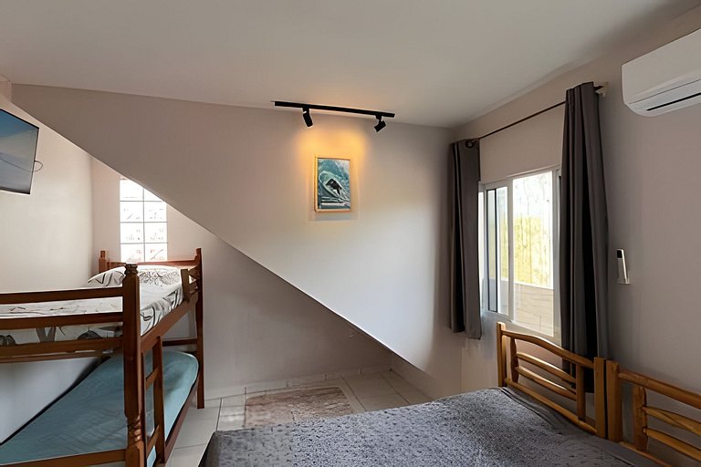 Surf Camp - Studio 'Swell' na Barra da Lagoa