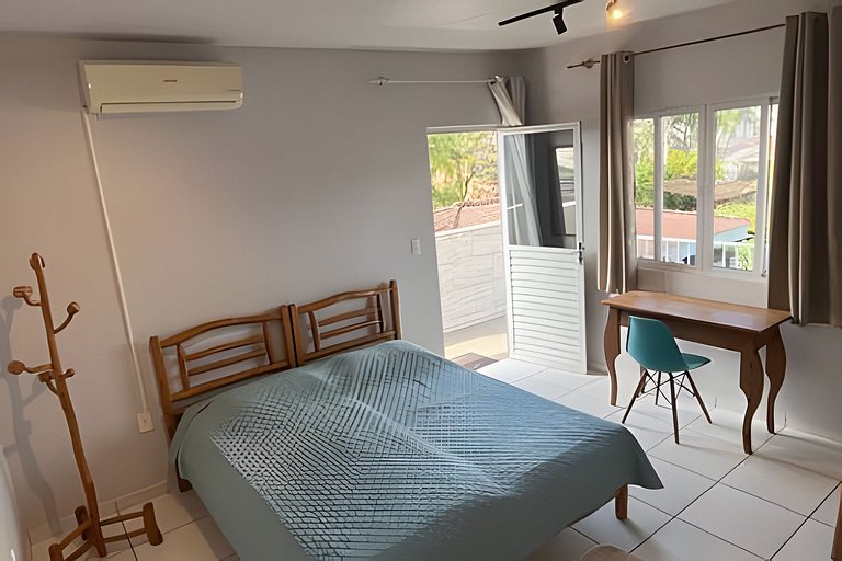 Surf Camp - Studio 'Sunrise' na Barra da Lagoa